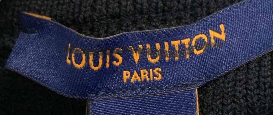 LV Kaos Logo Seri Huruf, Unisex, COD '-L-12